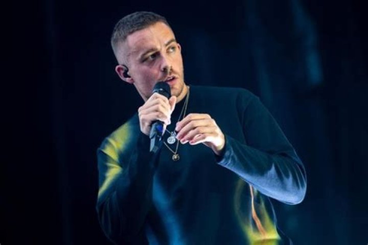Lesser Known Facts About Dermot Kennedy's Stature