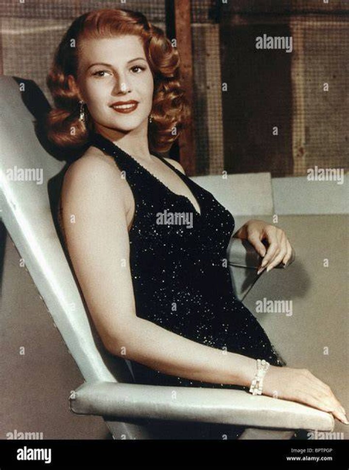 Rita Hayworth, c 1945 &laquo; MyConfinedSpace